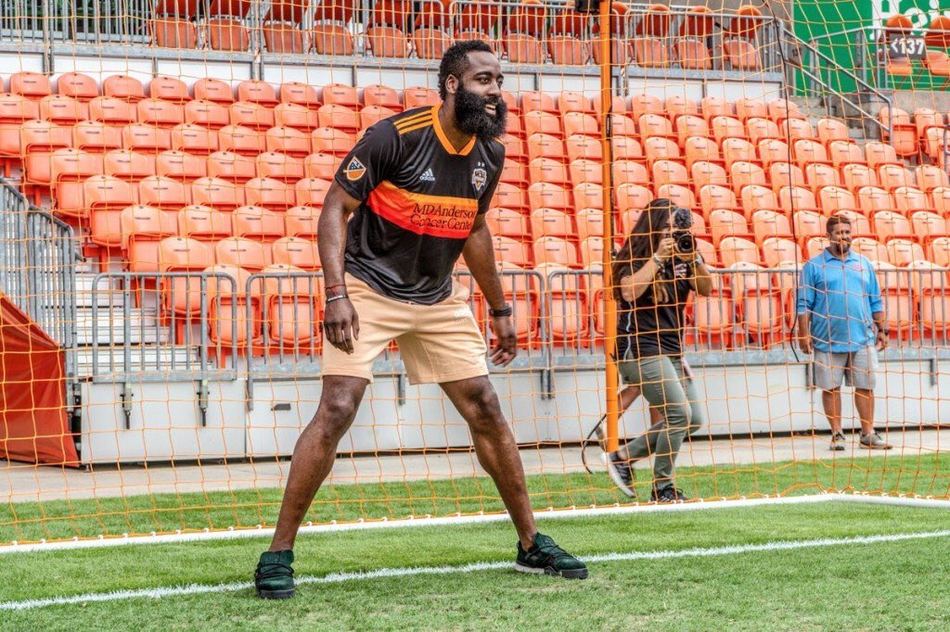 爱游戏- 哈登关键节点回归赛场,阿森纳带队取胜了吗 