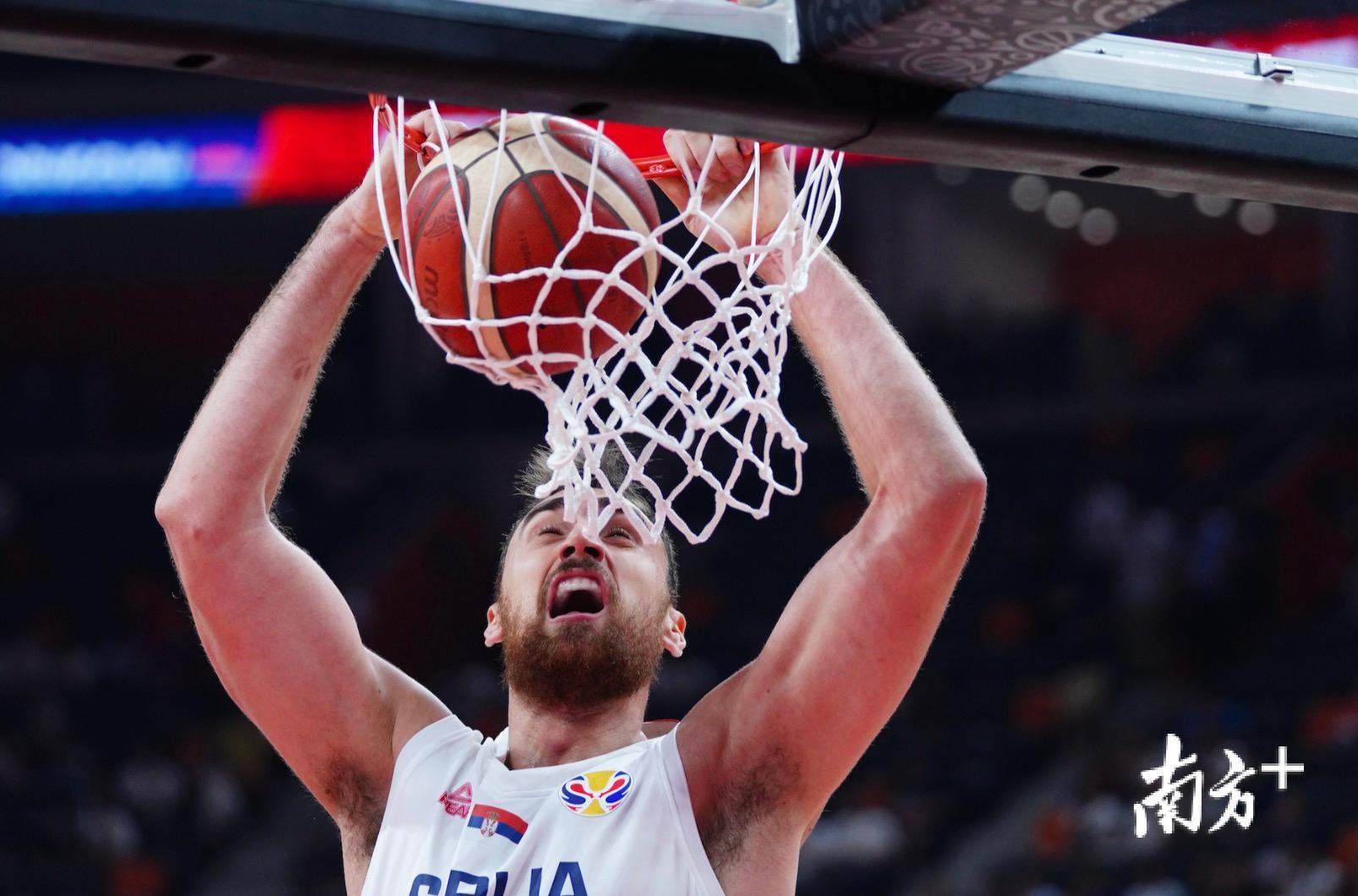 AYX-包含Ming赛事官方发布比分优势明显新规，塞尔维亚队争议不断！的词条